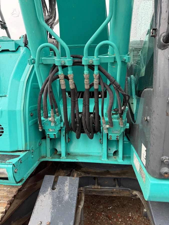 Kobelco SK140SRLC-3, экскаваторы