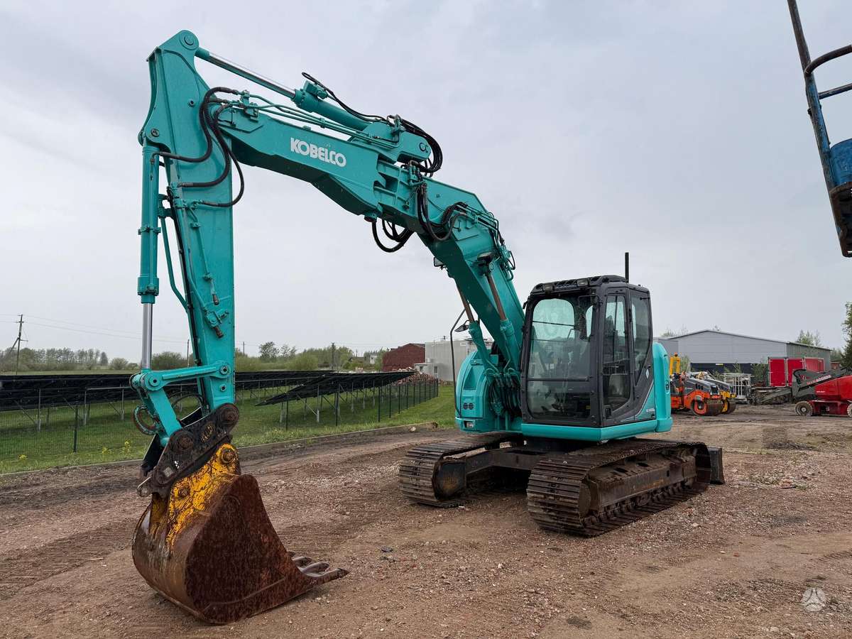 Kobelco SK140SRLC-3, экскаваторы