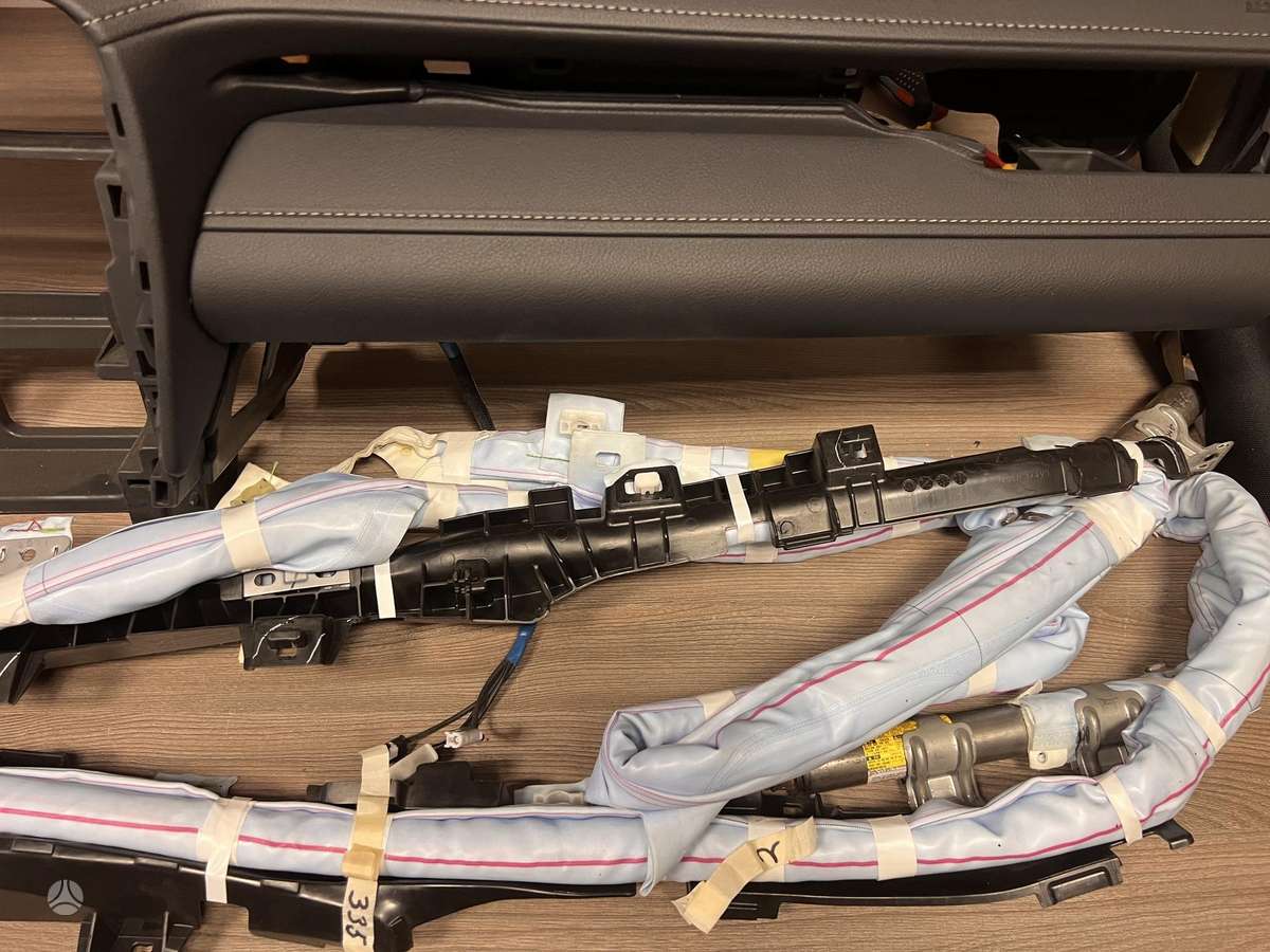 Lexus RX klasė interior parts