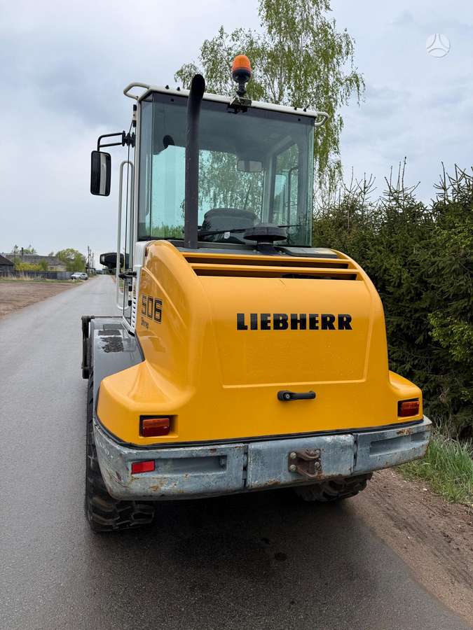 Liebherr L506 Stereo, frontal loader