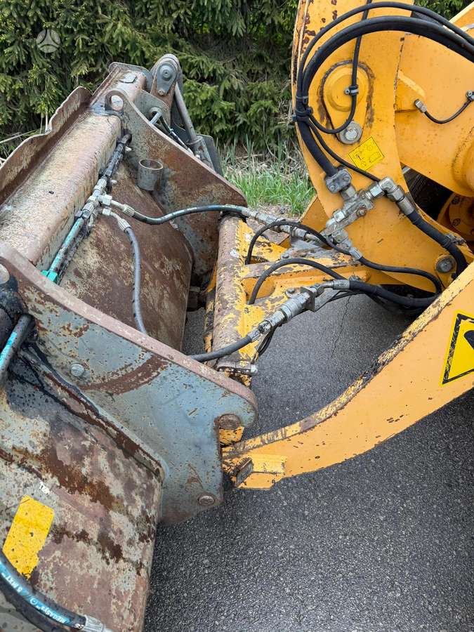 Liebherr L506 Stereo, frontal loader