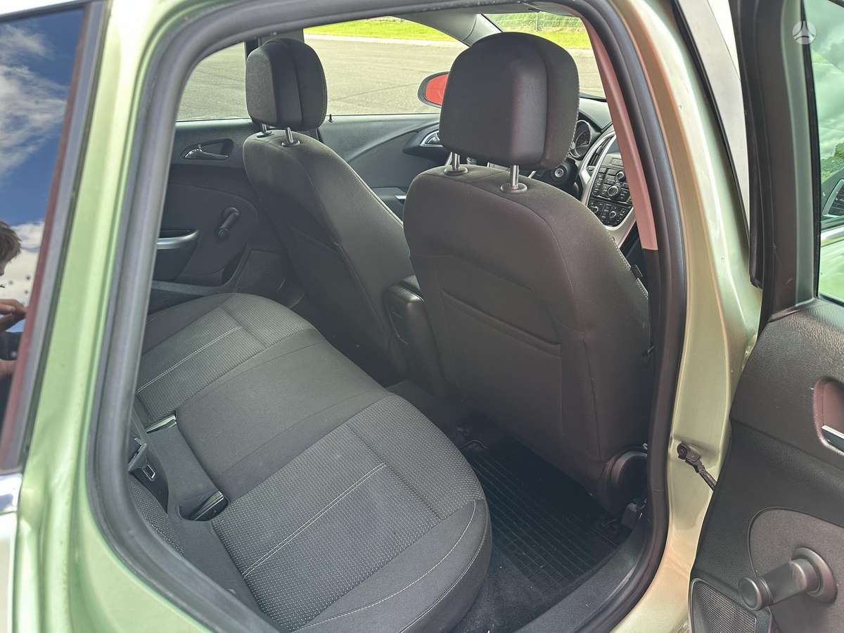 Opel Astra, 1.4 l., hatchback