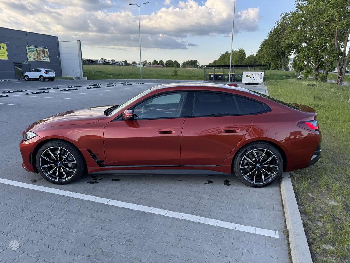 BMW i4, hečbekas