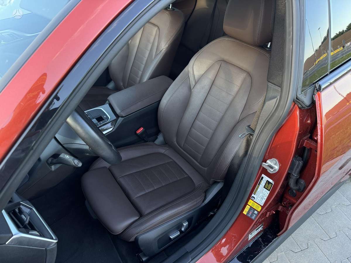 BMW i4, hečbekas