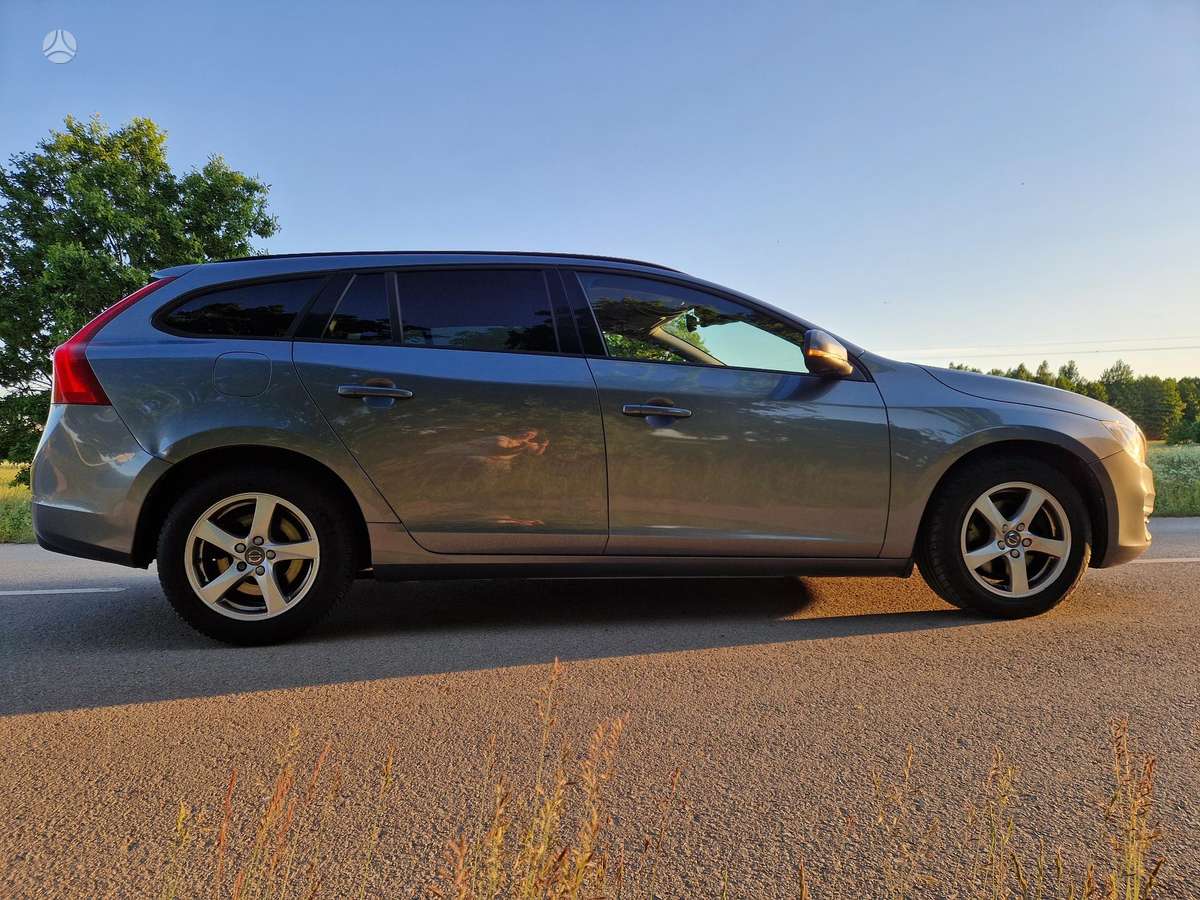 Volvo V60, 2.0 l., Универсал