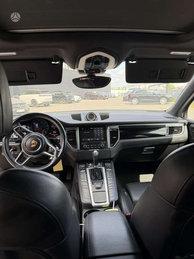 Porsche Macan - 6
