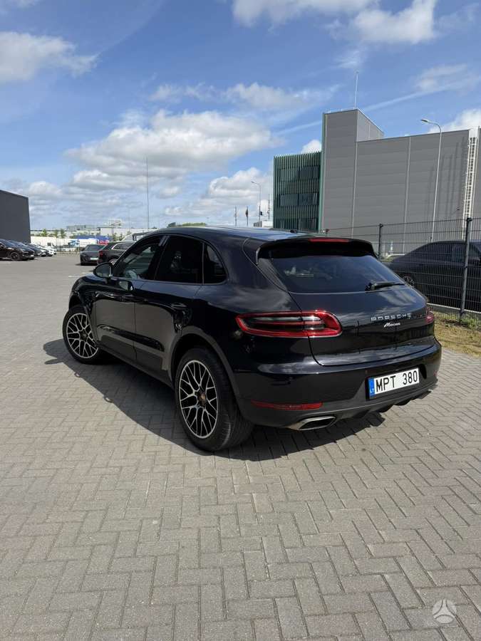 Porsche Macan - 9