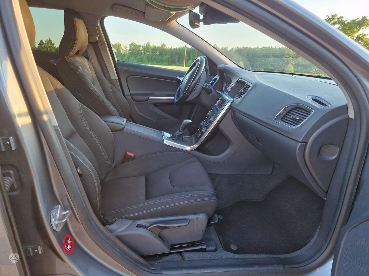 Volvo V60, 2.0 l., Универсал