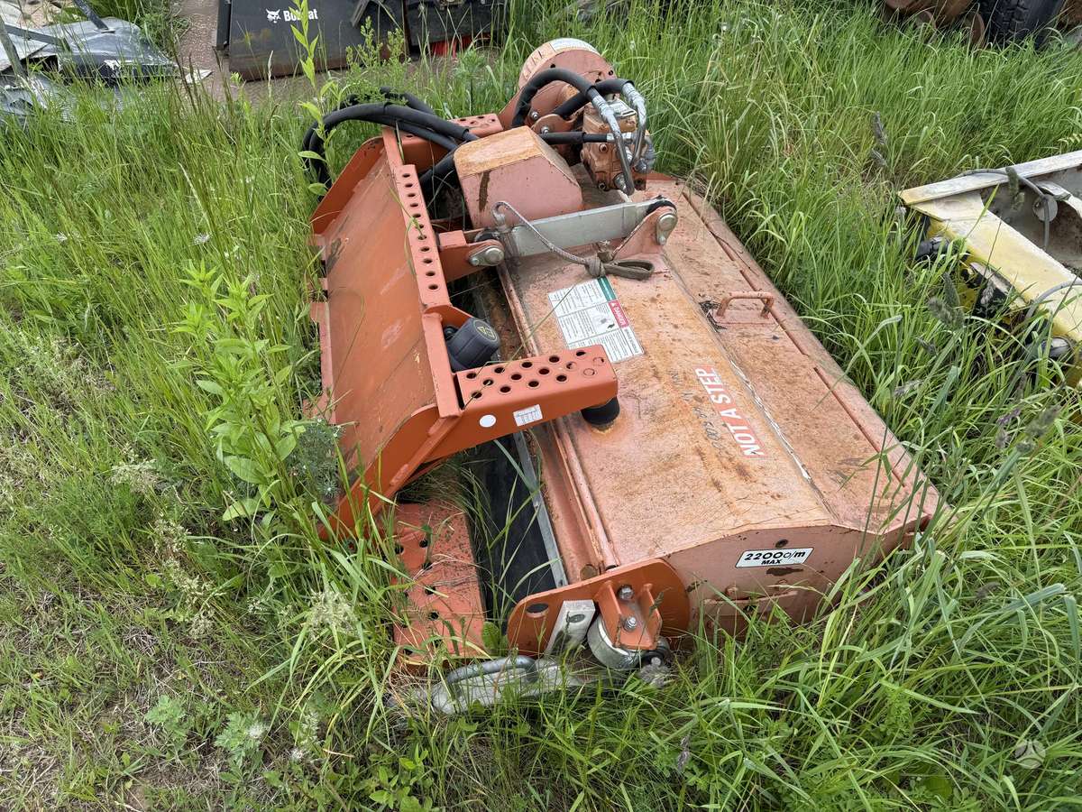 Bobcat Mulceris, оборудование благоустройства