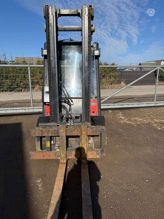 Linde H30D, šakiniai krautuvai