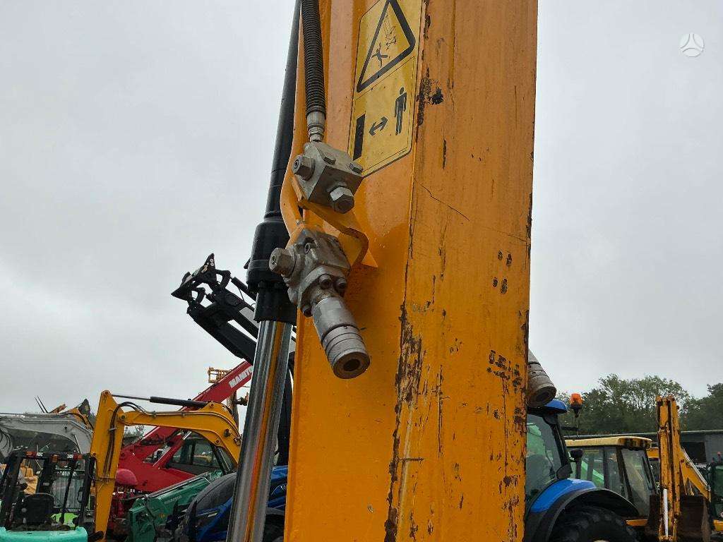 JCB 140 X, excavator