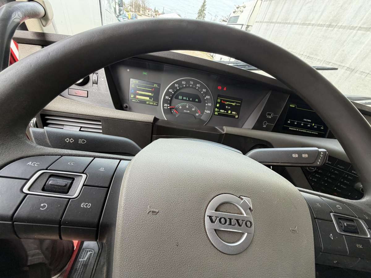 Volvo FH460 Spring/air, double sleeper