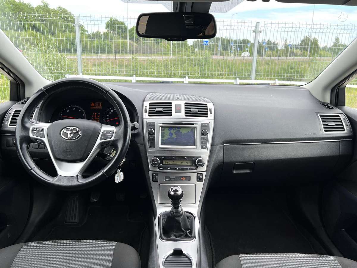 Toyota Avensis, 2.0 l., Универсал