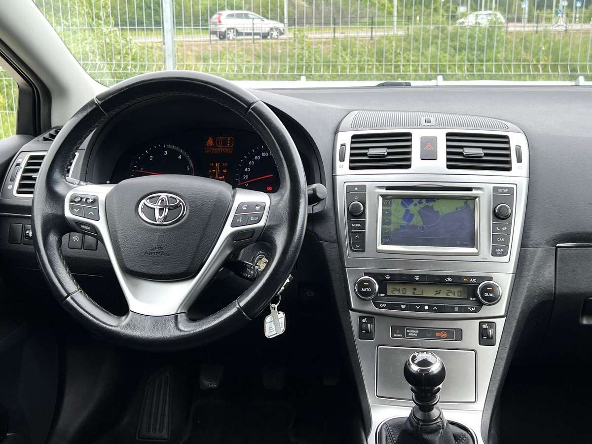 Toyota Avensis, 2.0 l., Универсал