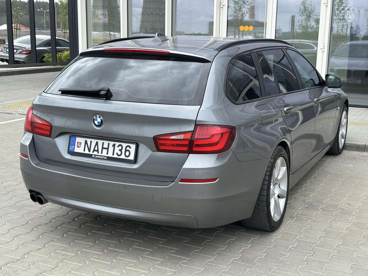 BMW 525, 3.0 l., universalas