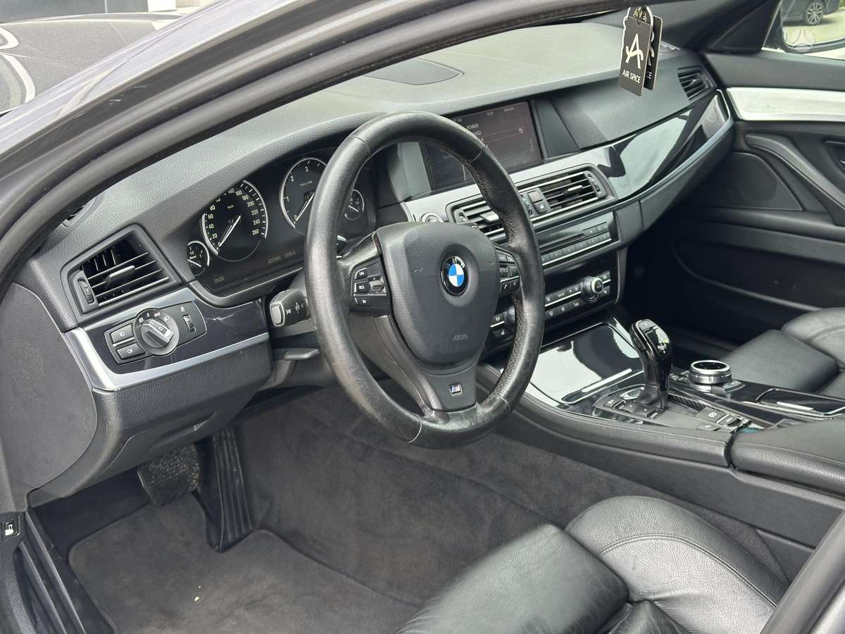 BMW 525, 3.0 l., universalas