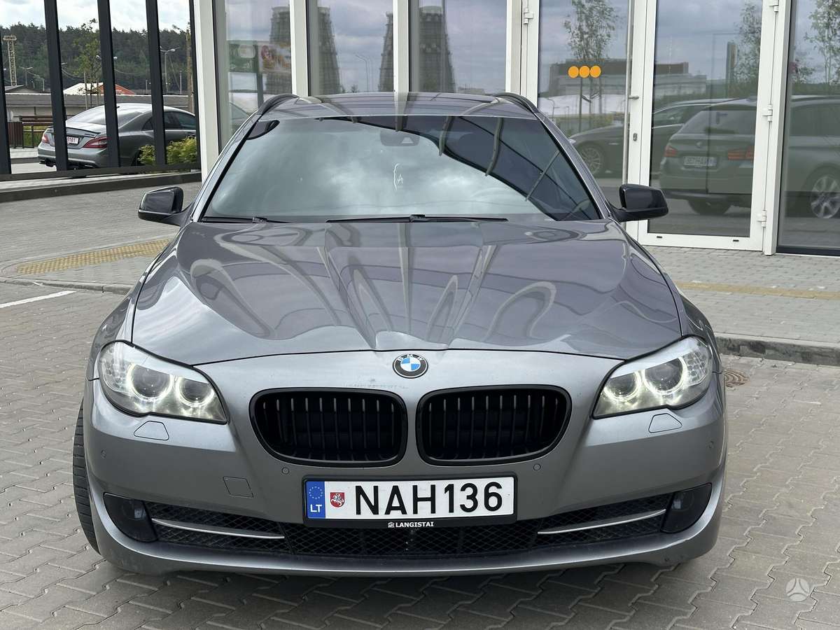 BMW 525, 3.0 l., Универсал