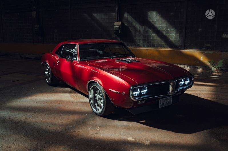 Pontiac Firebird - 1