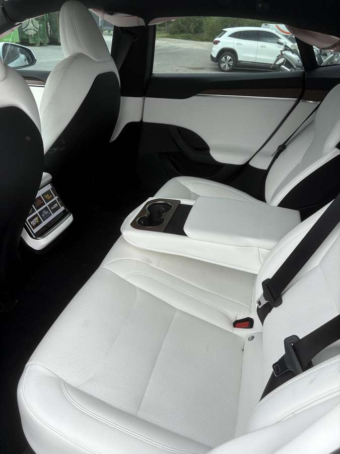Tesla Model S, 100 kWh, hatchback
