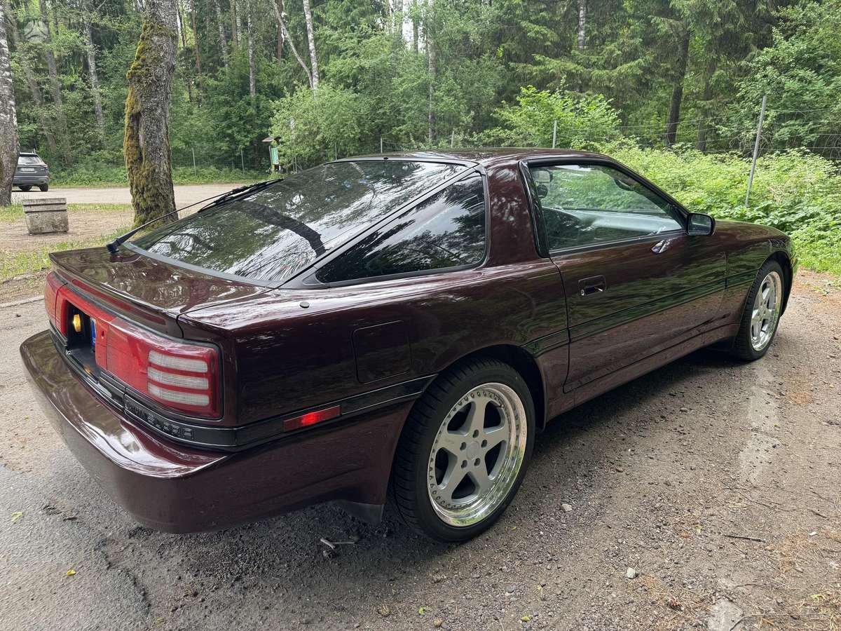 Toyota Supra - 8