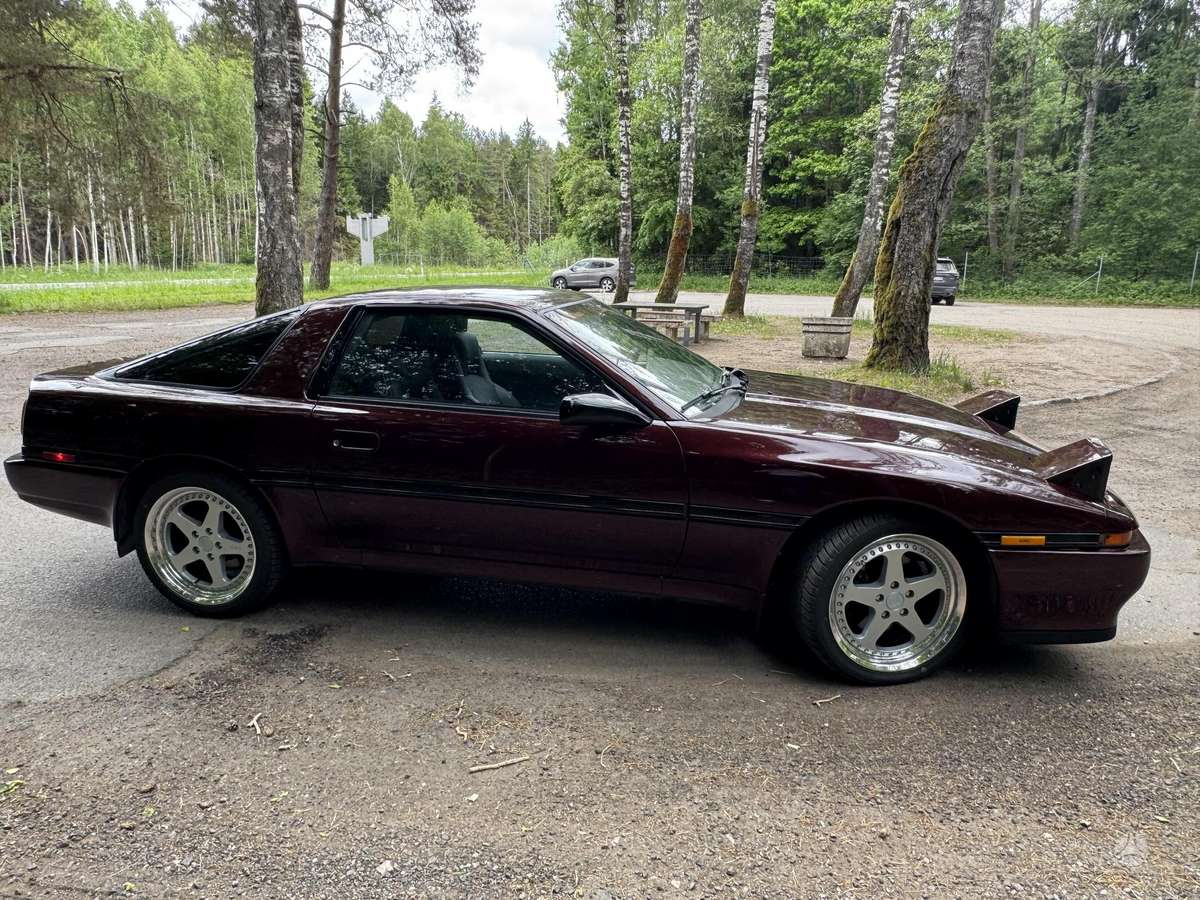 Toyota Supra - 6