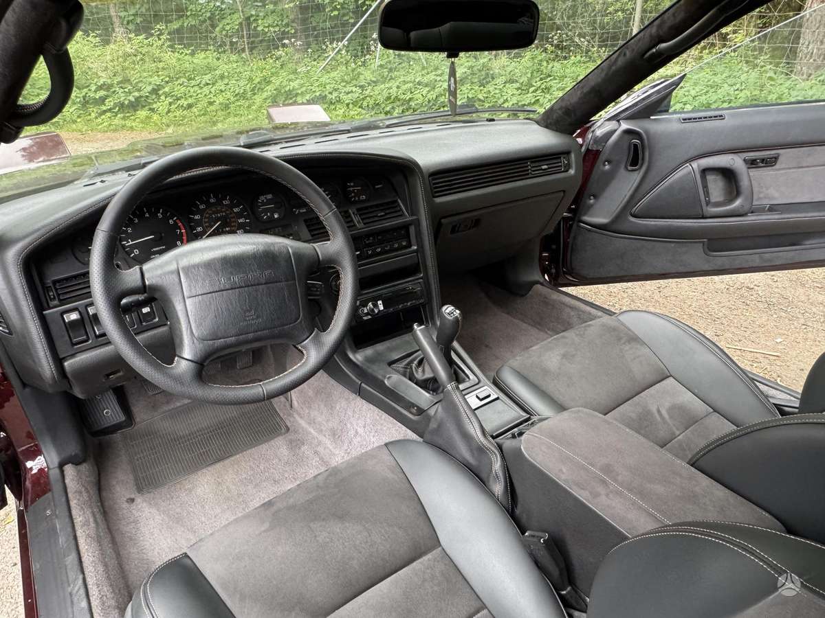 Toyota Supra - 11