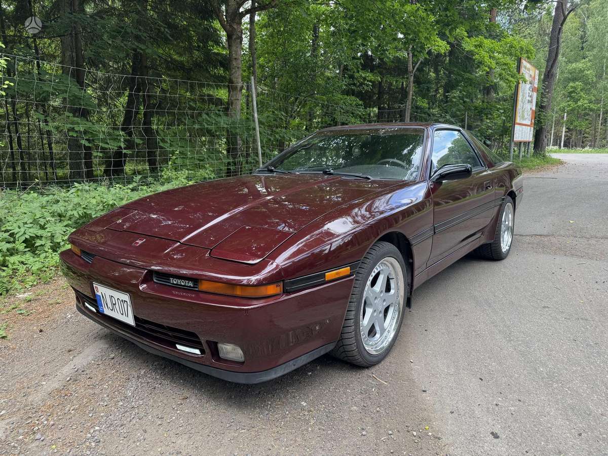 Toyota Supra - 4
