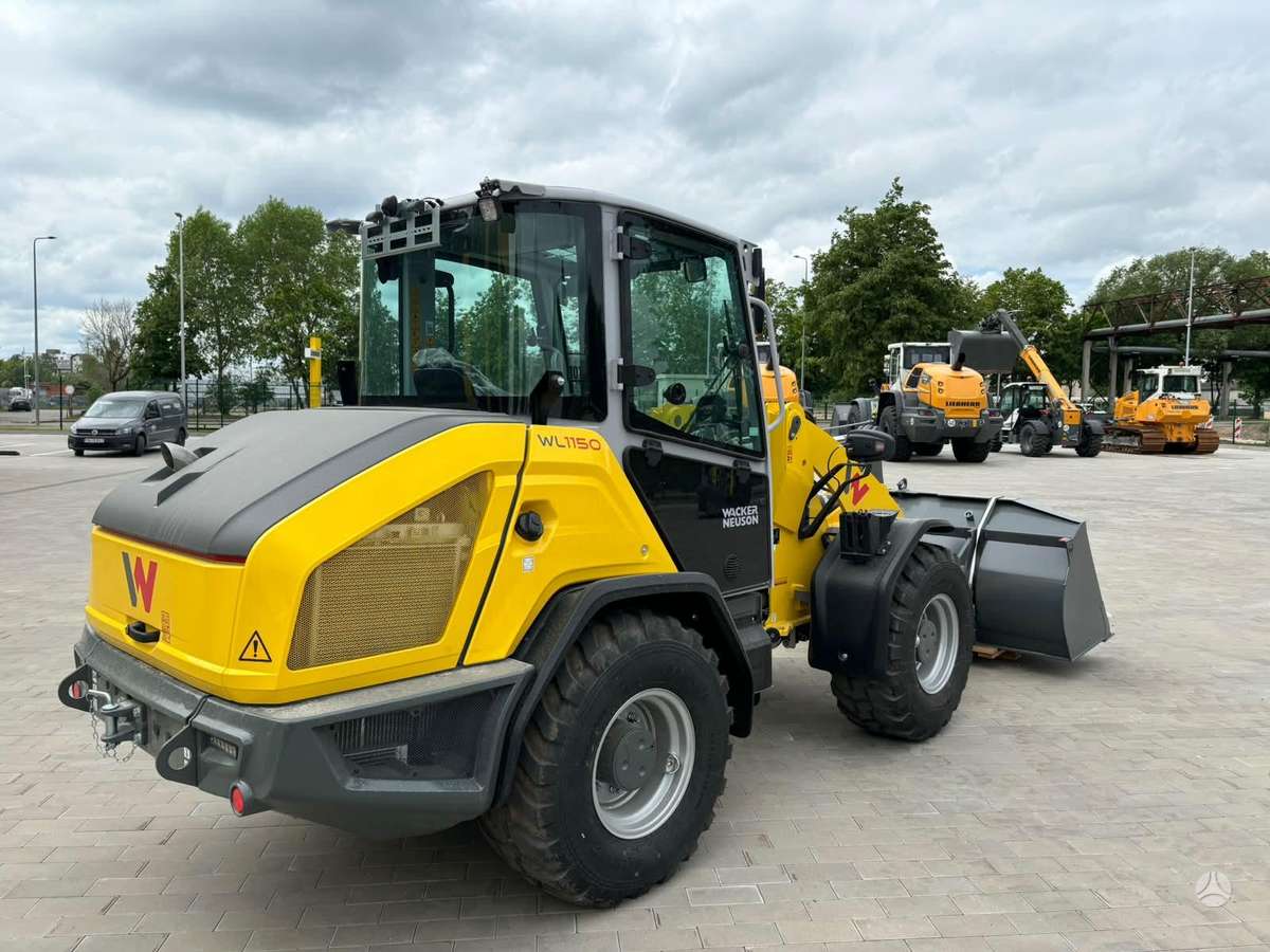 Wacker WL1150, frontal loader