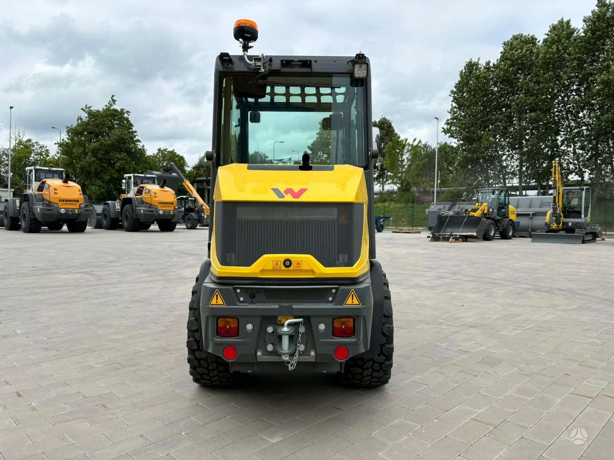 Wacker WL250, frontal loader
