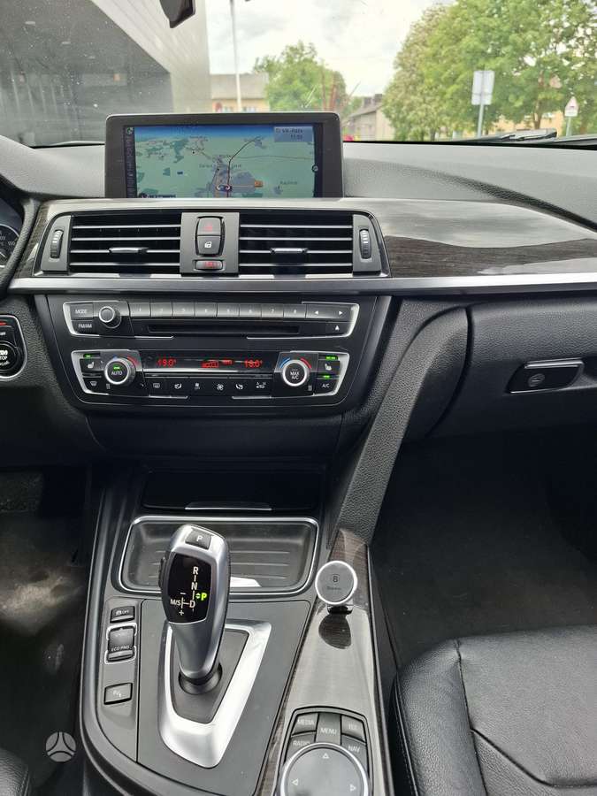 BMW 328, 2.0 l., Седан