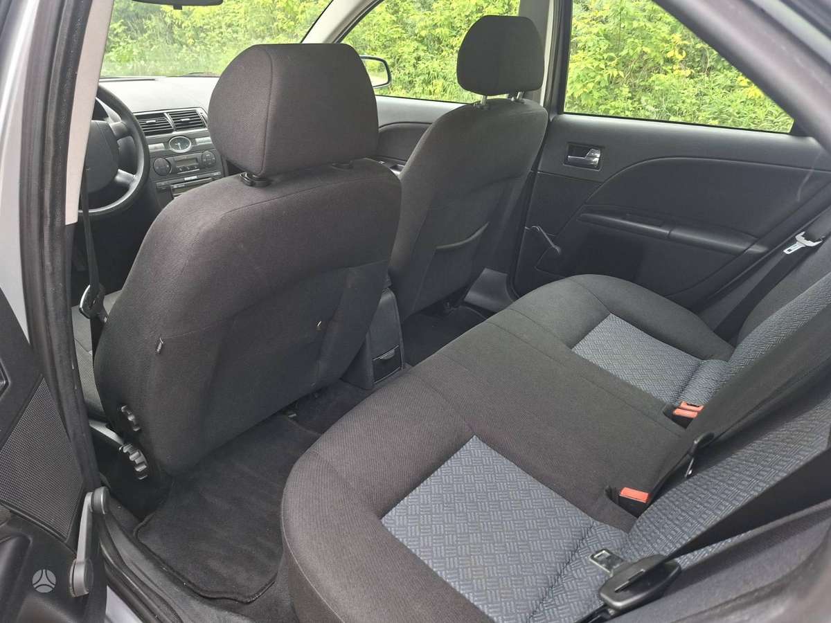 Ford Mondeo, 1.8 l., hatchback