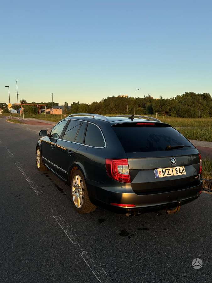 Skoda Superb, 2.0 l., Универсал