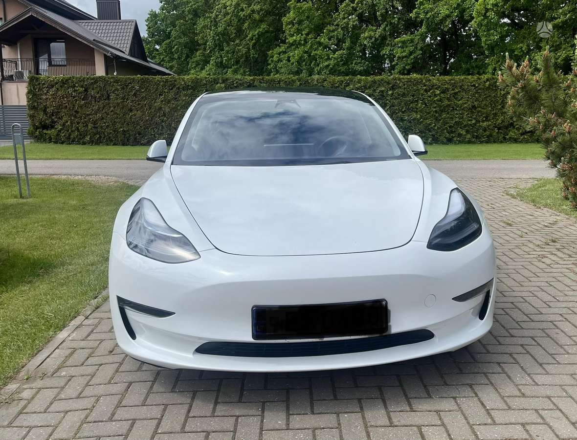 Tesla Model 3, Хэтчбек