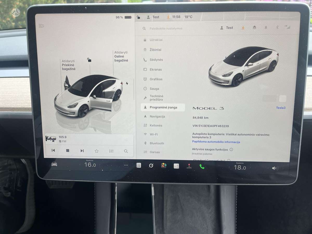 Tesla Model 3, Хэтчбек
