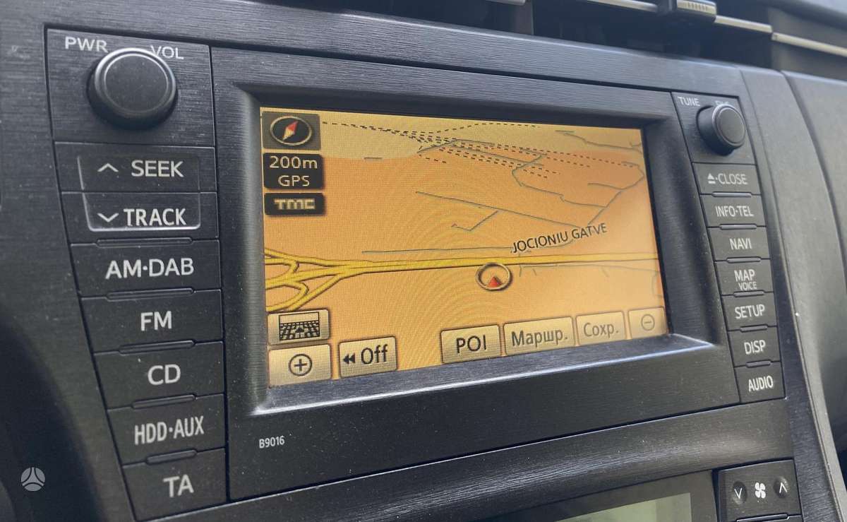 Toyota Prius - 12