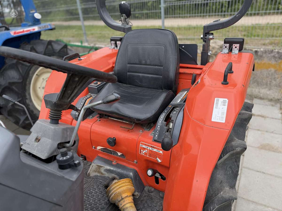 Kubota GL23, tractors