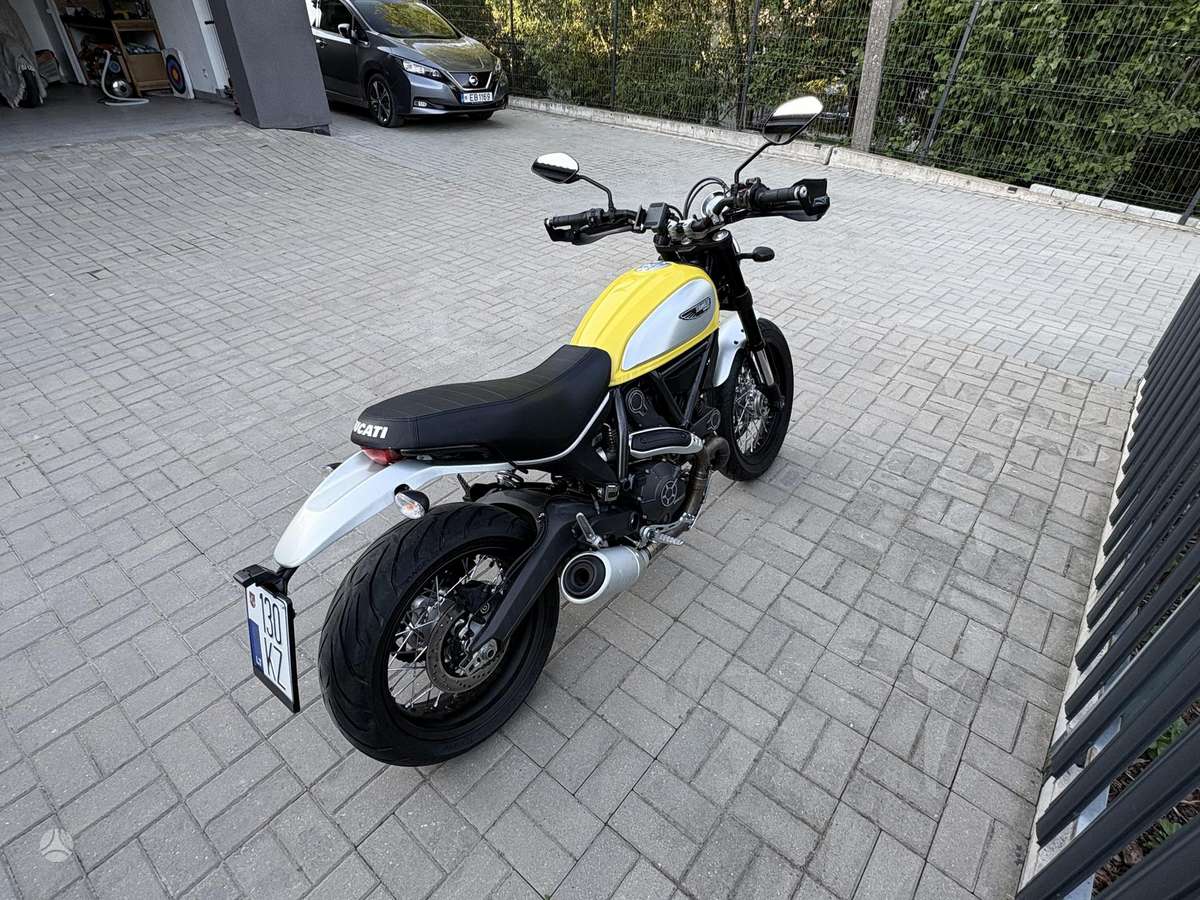 Ducati Scrambler 800cc, street / classic