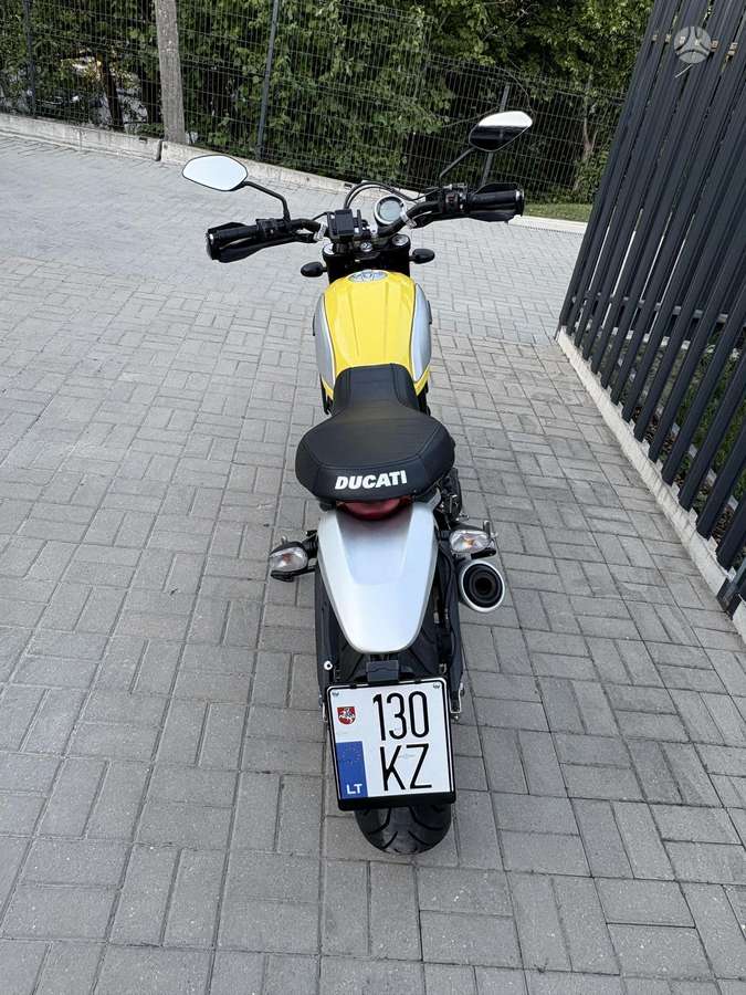 Ducati Scrambler 800cc, street / classic