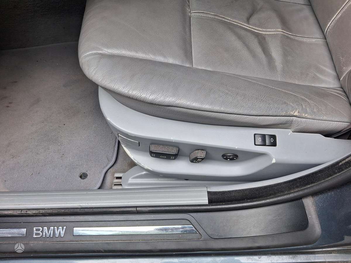 BMW 528, 3.0 l., Седан