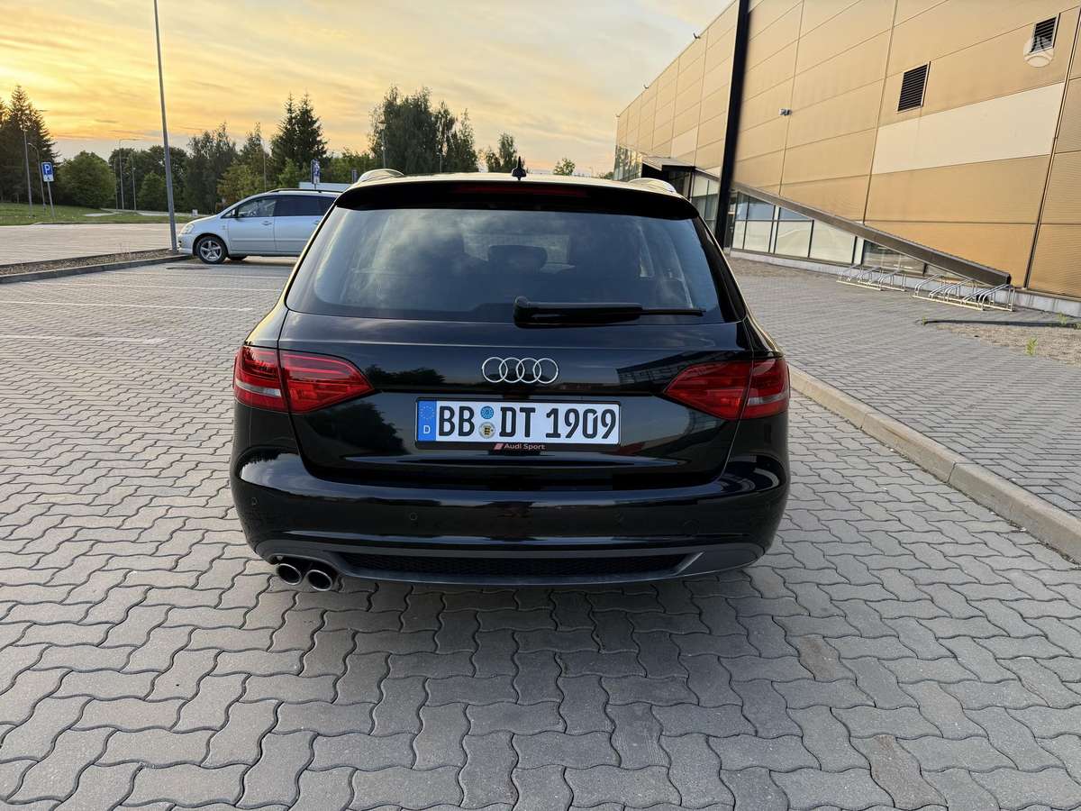 Audi A4, 2.0 l., Универсал