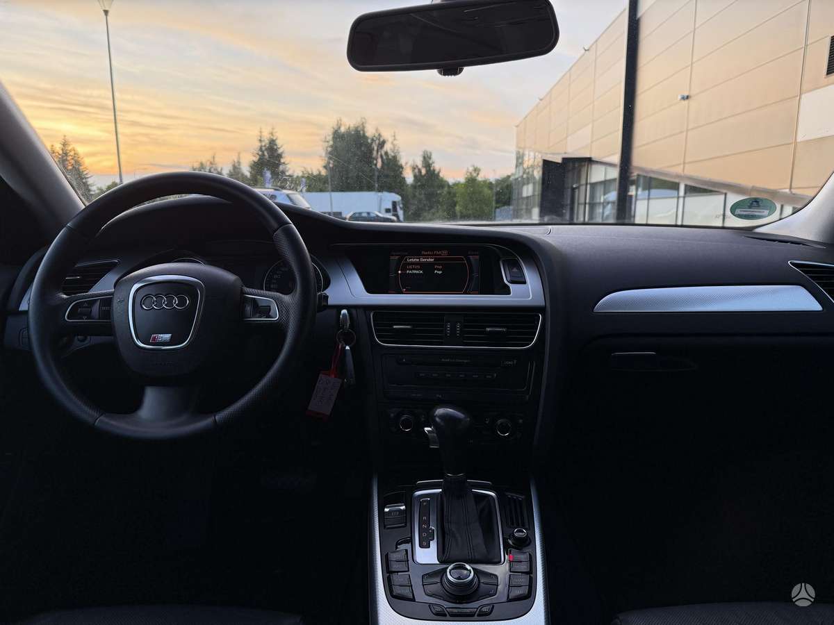 Audi A4, 2.0 l., Универсал