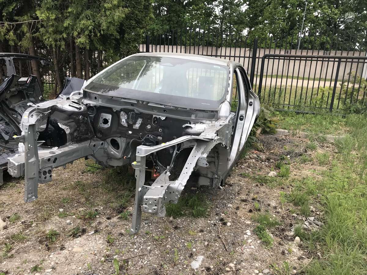 Lexus RX klasė детали кузова