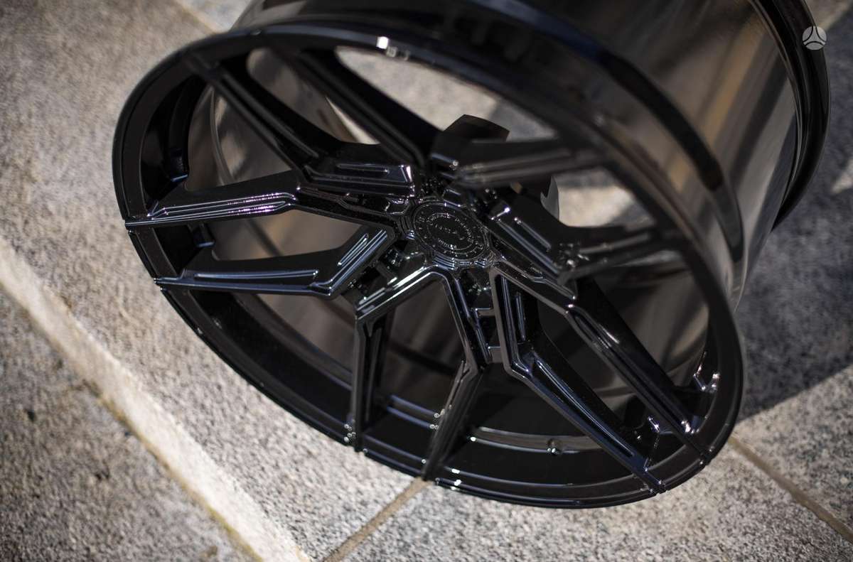 CONCAVER CVR5 Platinum Black, light alloy, R19