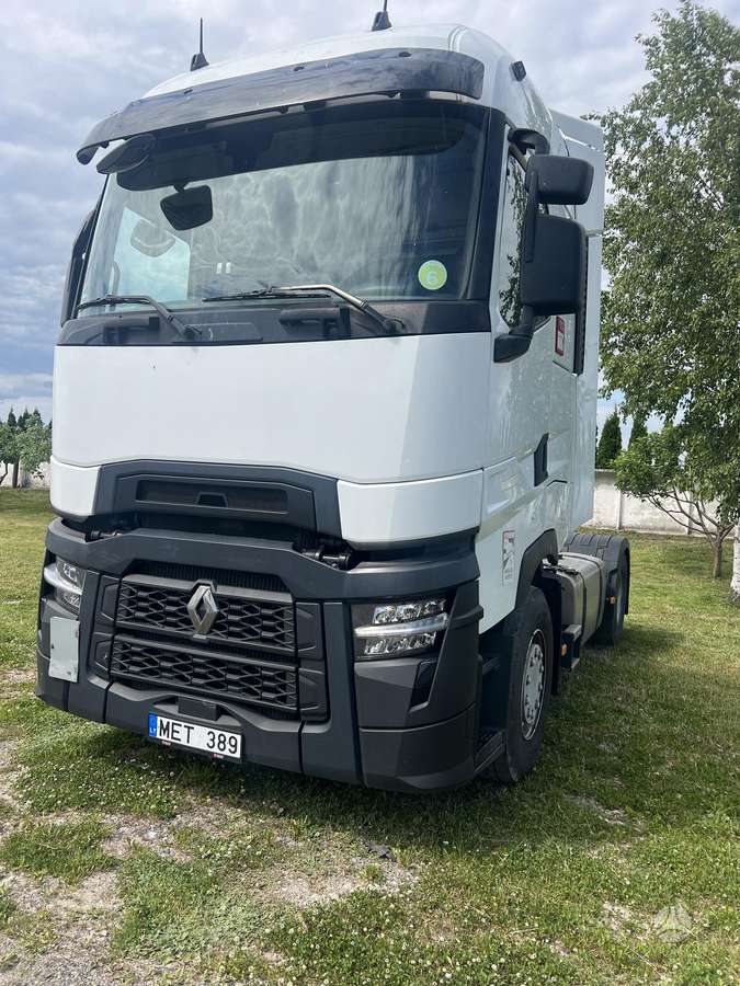 Renault T HIGH 440, double sleeper
