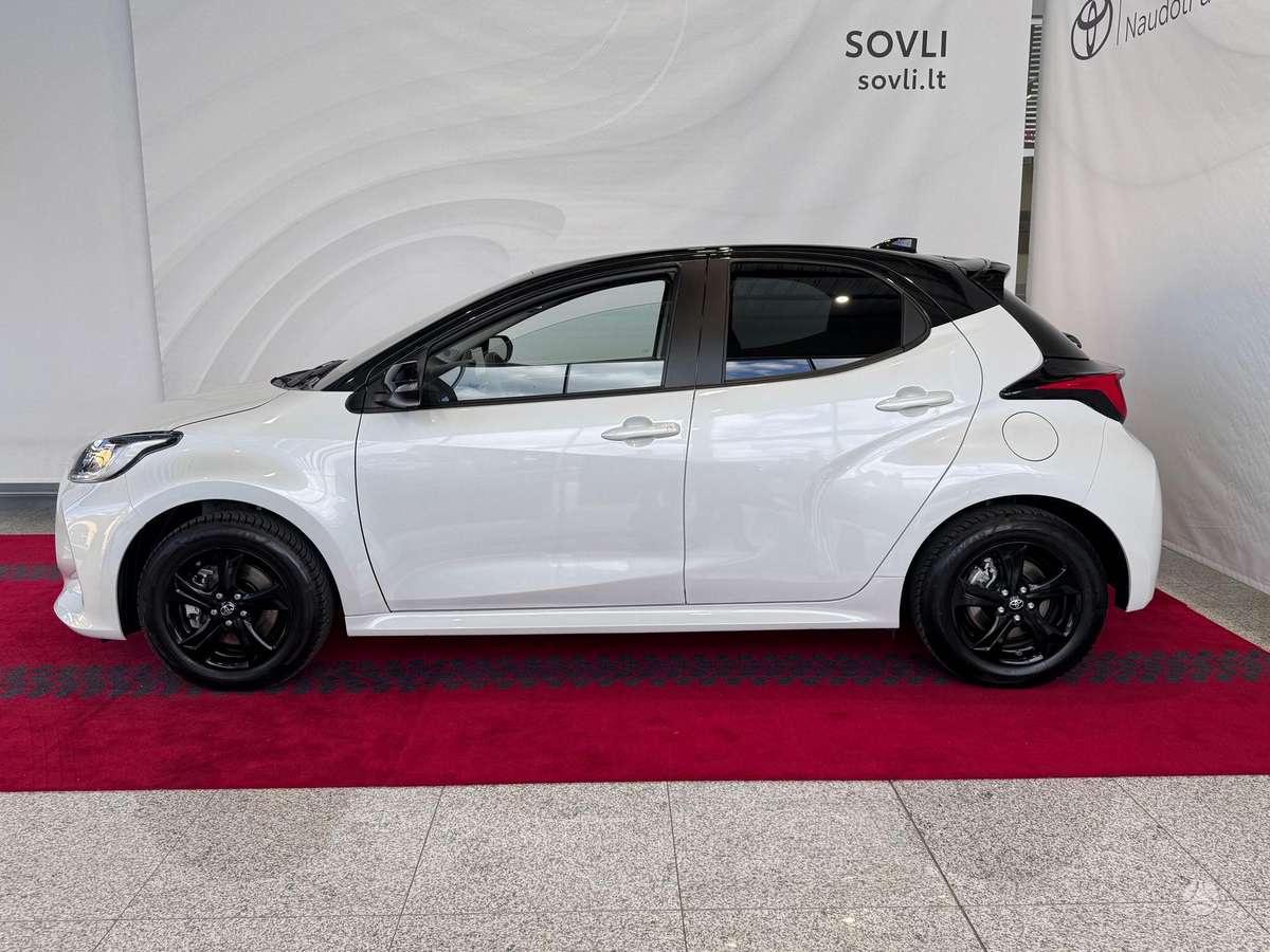 Toyota Yaris - 5