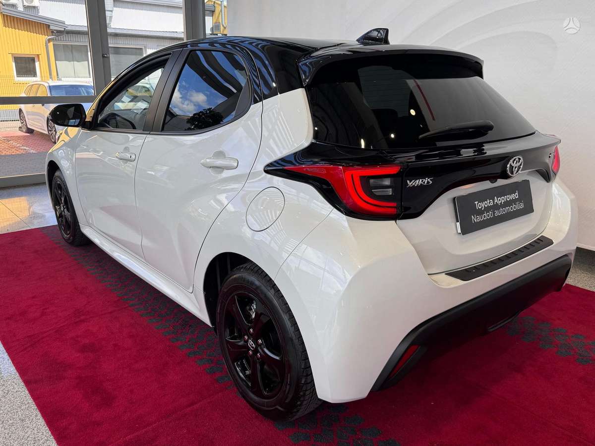 Toyota Yaris - 6