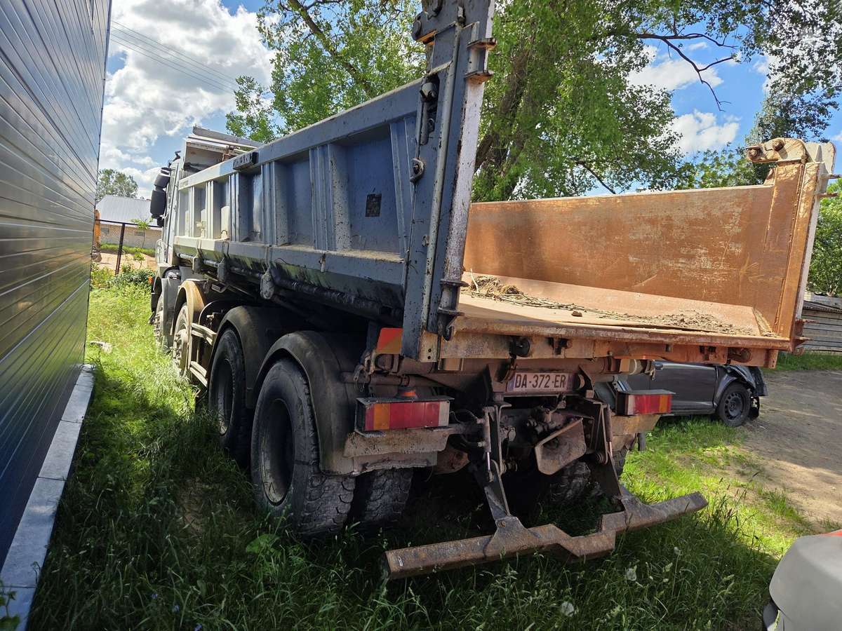 Iveco TRAKKER, savivarčiai