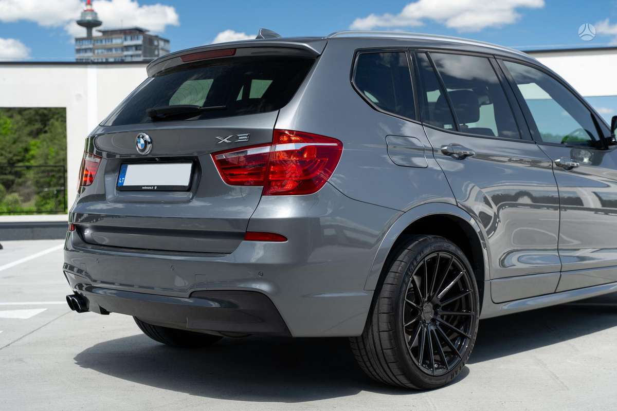 BMW X3, 3.0 l., off-road / crossover