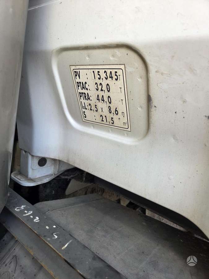 Iveco TRAKKER, pašizgāzēji