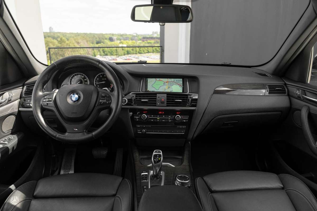 BMW X3, 3.0 l., off-road / crossover